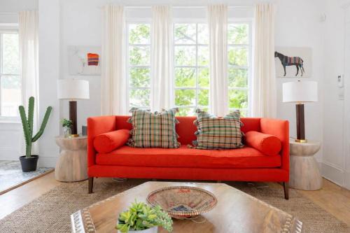 East Side House | La Casa