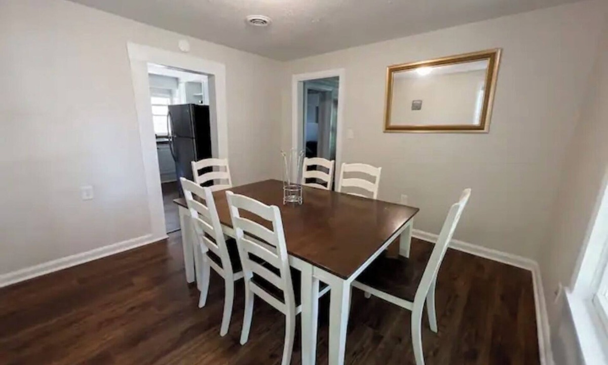Scottsboro Cabin | Lake Lodge - 2 bed/2 bath Cabin