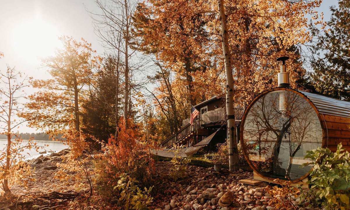 Au Train Cabin | Lake Superior Waterfront Home with Wood Fired Sauna and Igloo