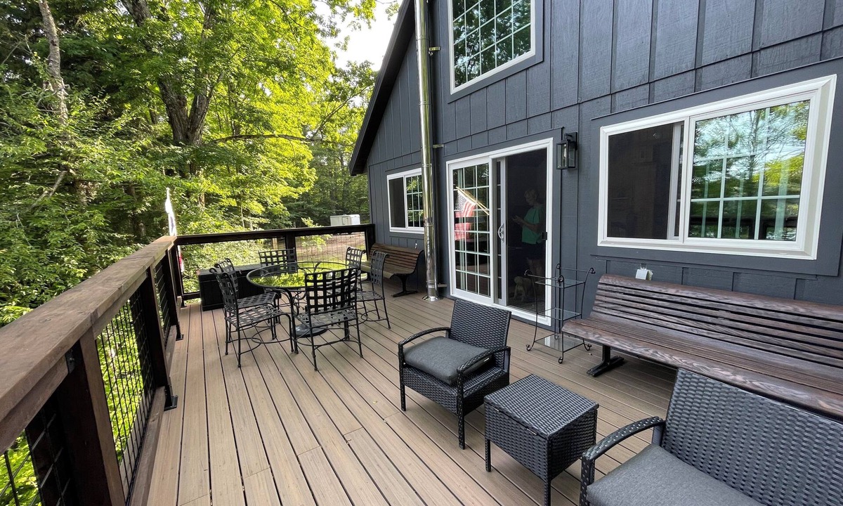 Wetmore Cabin | Lakefront Cabin Perched on Town Lake - Swim, Fish & Relax