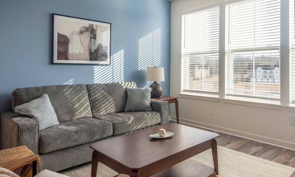 Cordova Apartment | Landing | Stunning 2BD, Clubhouse