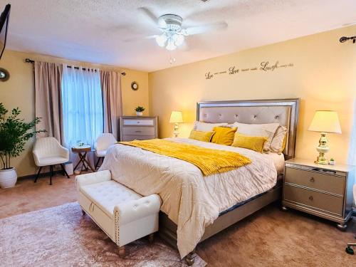 Duluth House | Large 3BR Home for Families and Work Stays With Fast WIFI