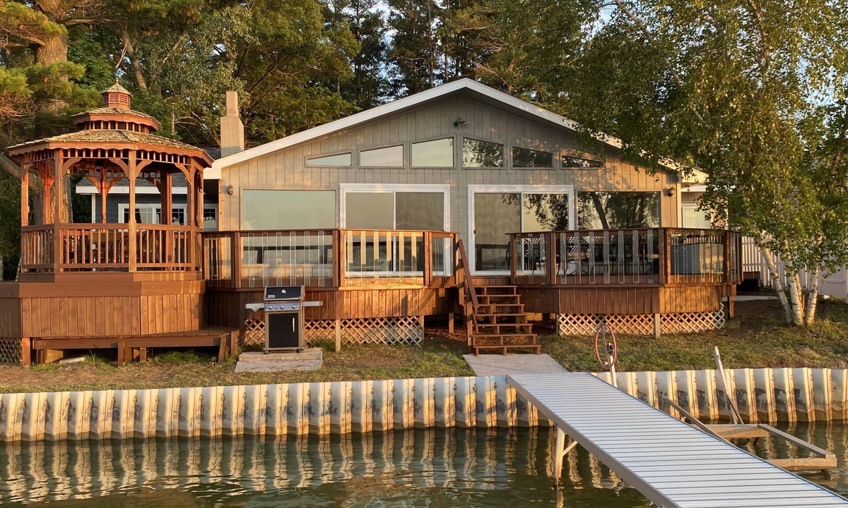 Silver Lake Cottage | Large Lake House 30 Feet From The Water With Private Dock Out The Door.