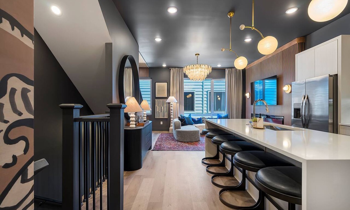 Talbot's Corner Condo | Luxe Stay Near Downtown | Karaoke, 9 Beds, Pool, Hot Tub, Sleeps 12+