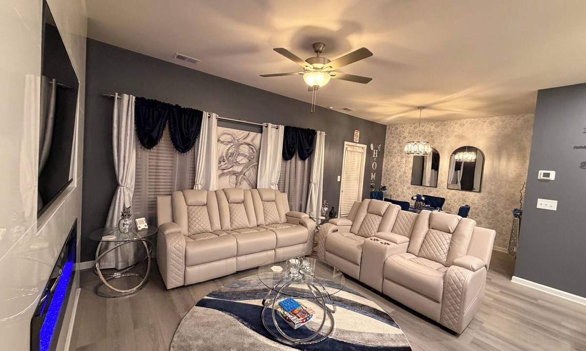 Jonesboro House | Luxury Retreat with Backyard Oasis & Community Pool 4 bedroom 2.5 townhouse