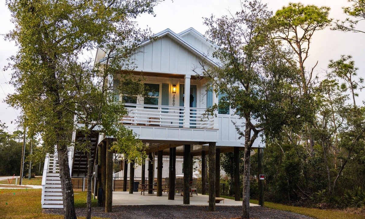Perdido Beach House | Magnolia By The Bay – A charming 3-bedroom, 2-bath cottage in Perdido Beach, AL