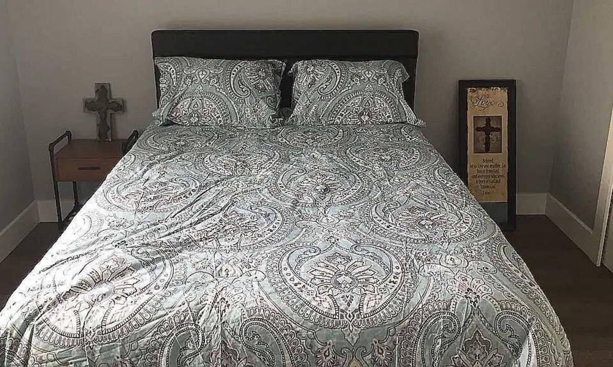 Marlette Apartment | Marlette-Ayre Village Commons