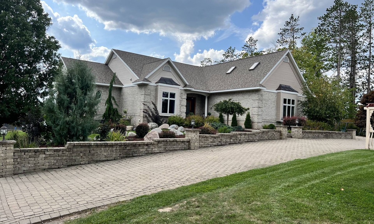 Herron House | McCullum Lake Wonder