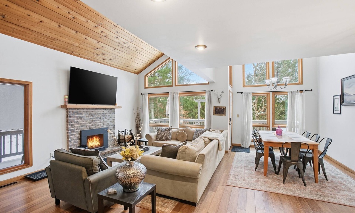 Mason County House | MelDale Riverhouse: Summer Escape on the River| Hot Tub + Firepit Fun