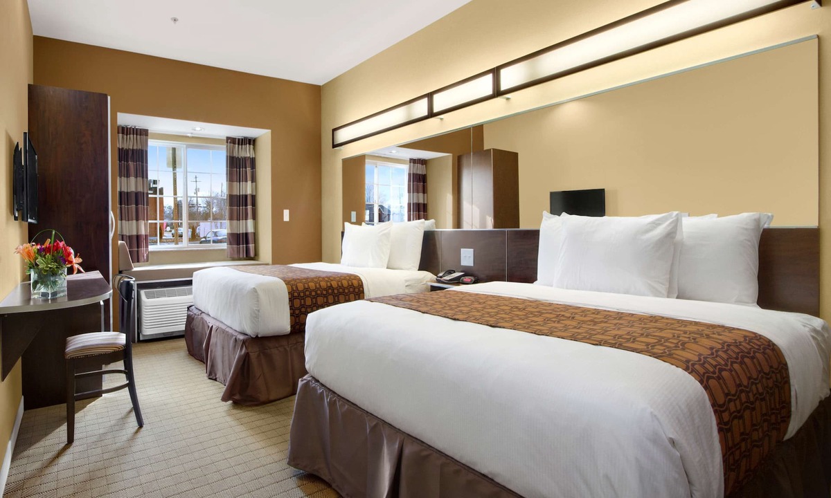 Shelbyville Hotel | Microtel Inn & Suites by Wyndham Shelbyville