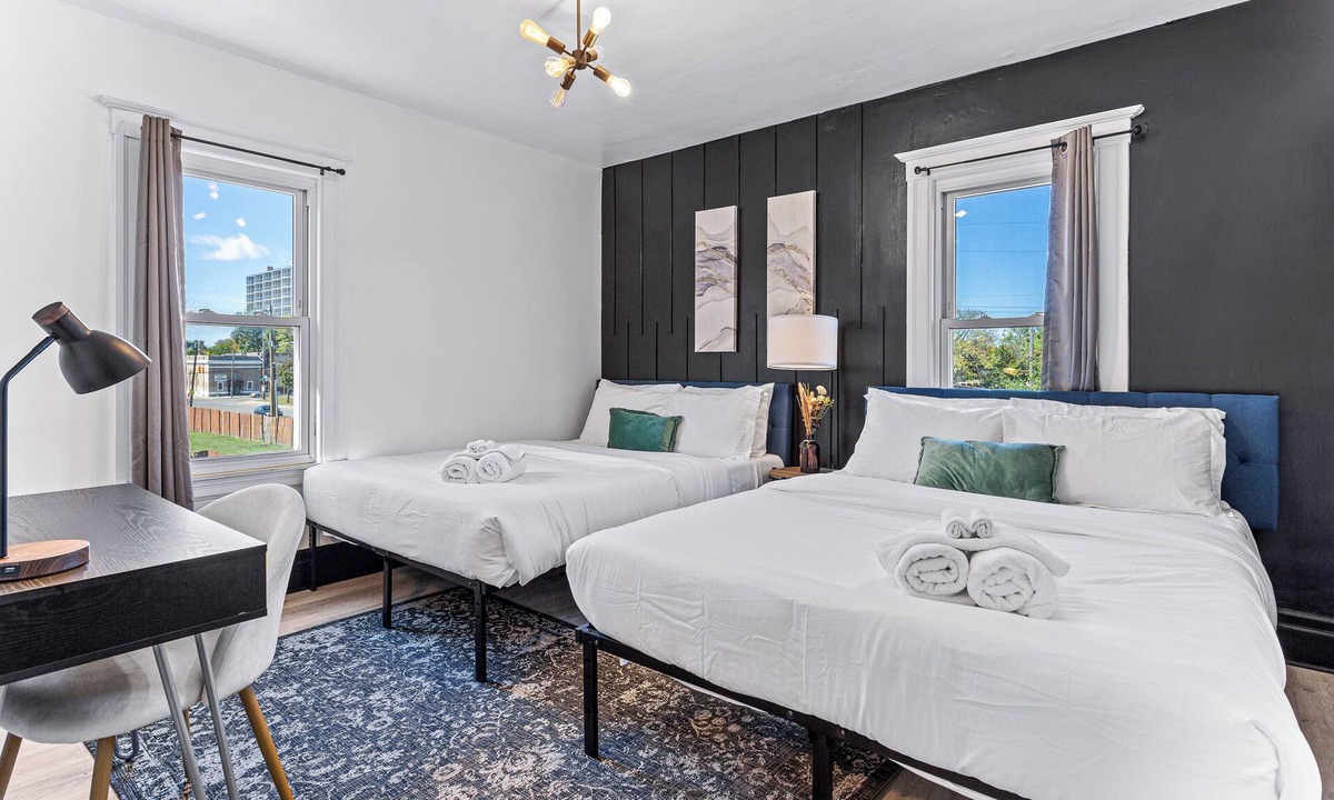 New Center Detroit House | Modern 4-BR Stay in the Heart of New Center