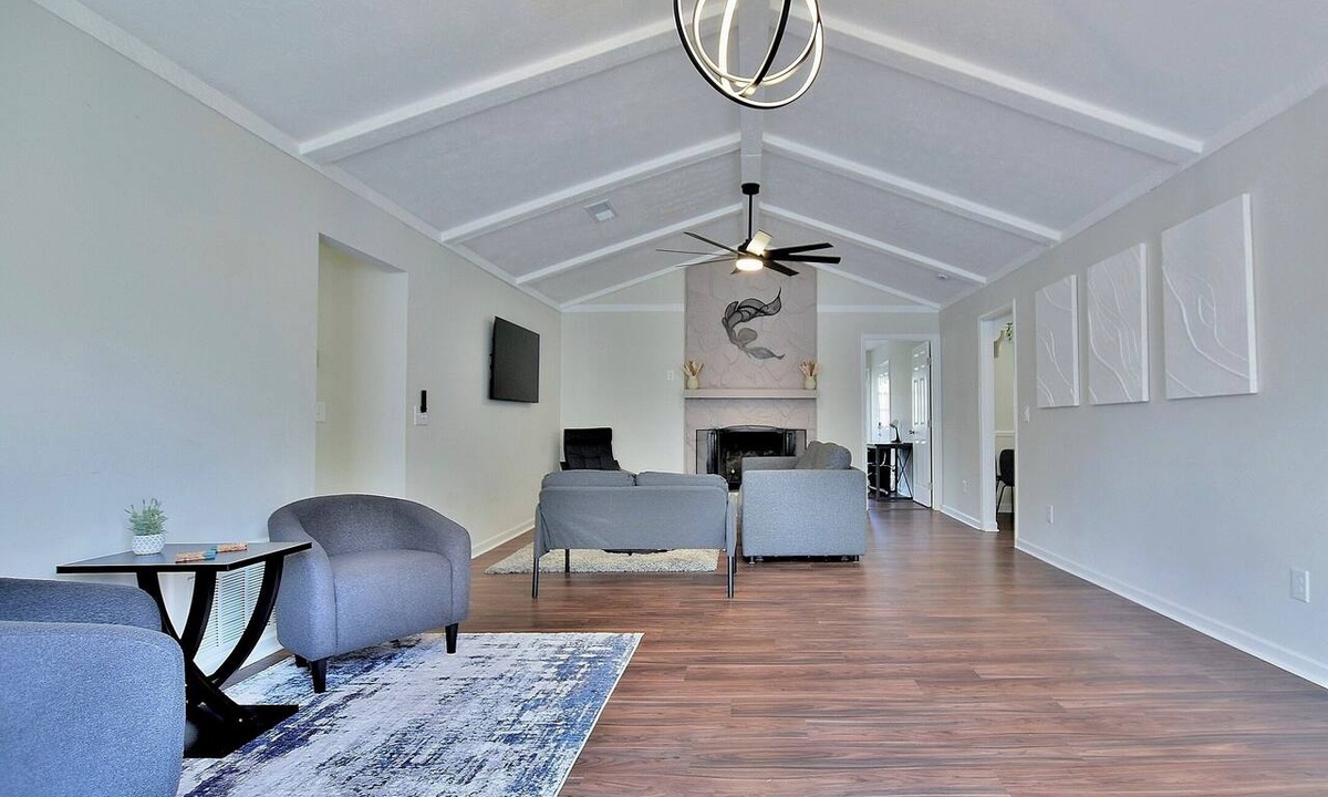 Fortson House | Modern 4BR Family Home Near Fort Benning - Sleeps 7 - 2 Baths