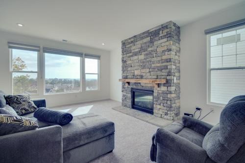Canton House | Modern Canton Home: 10 Mi to Lake Allatoona!