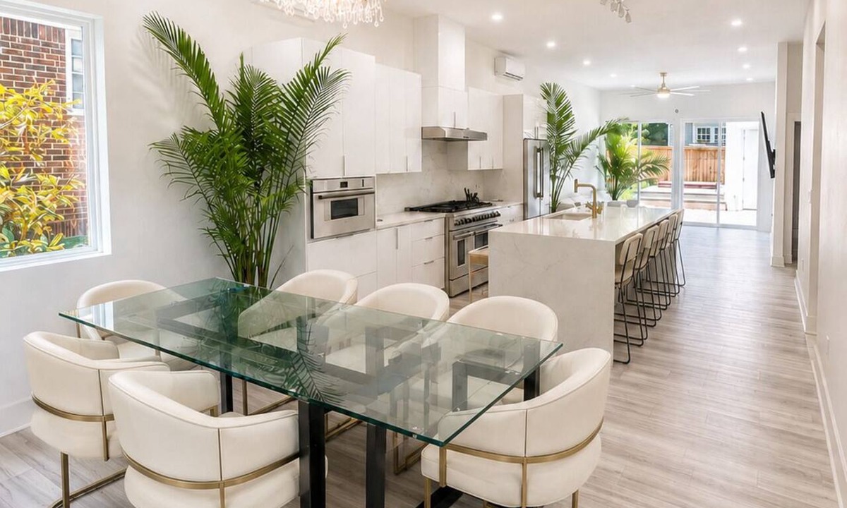 Home Park House | Modern Luxury Home in the heart of Midtown