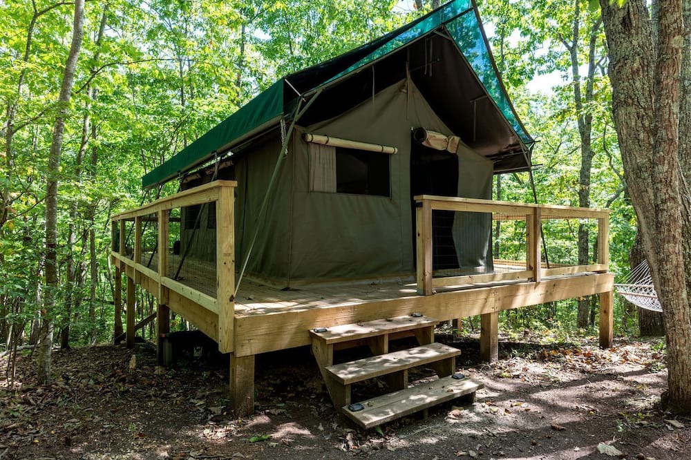 Trenton RV Rental | Mountain Glamping Tent with Sunrise Views & Firepit in Rising Fawn, Georgia