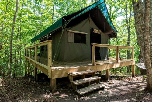 Trenton Other | Mountain Glamping Tent with Sunrise Views & Firepit in Rising Fawn, Georgia
