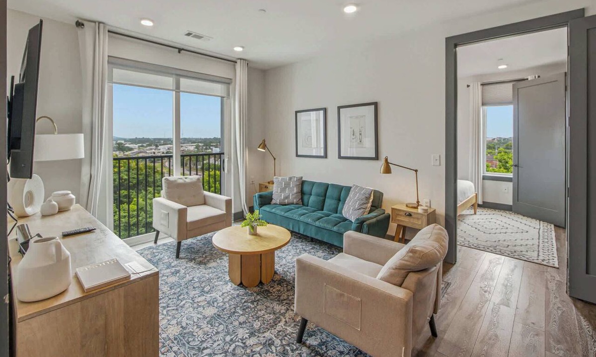 Rolling Mill Hill Condo | Muse | Contemporary condo in central location with rooftop lounge & central AC