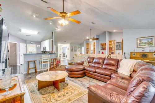 Navarre House | Near Beach Covered Patio FirePit+Grill Yard