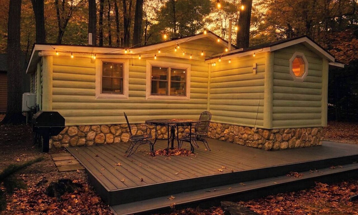 Northport Cottage | New! Cute 2-bedroom cottage in quaint Northport