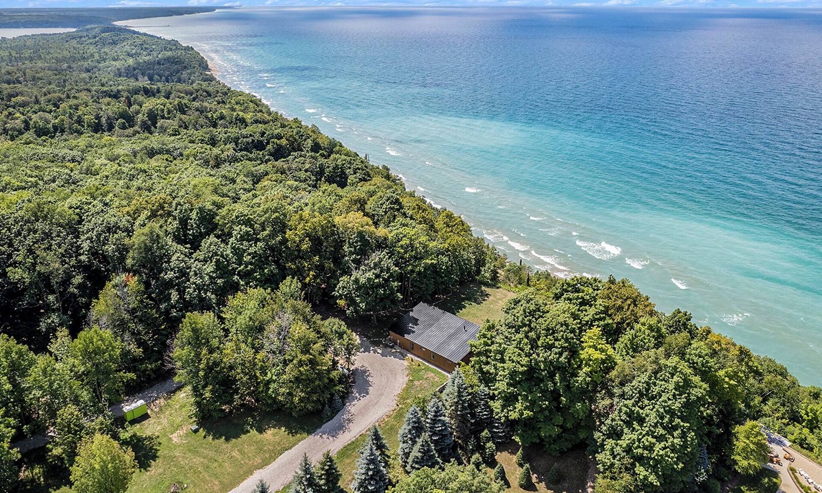 Bear Lake House | New, Modern Home at Lookout Point