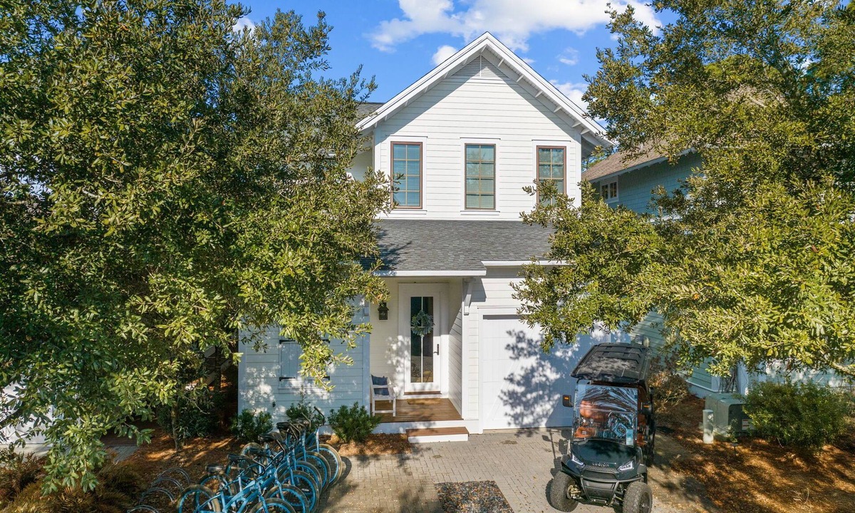 WaterSound West Beach House | New Specials! 6 Seater Cart, Bikes & Beach Toys, Gated Beach Community