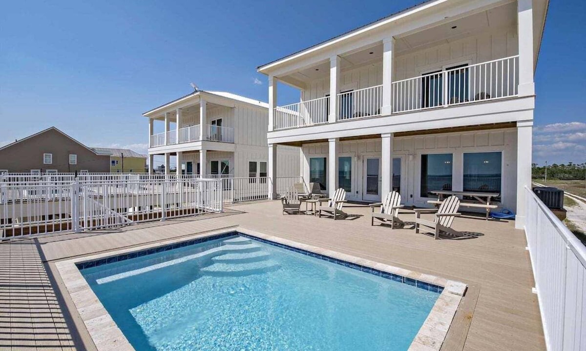 Southpointe House | Ocean Awaits 2 Beautiful 6 bedroom Private Pool Gulf Front By Prickett Properties