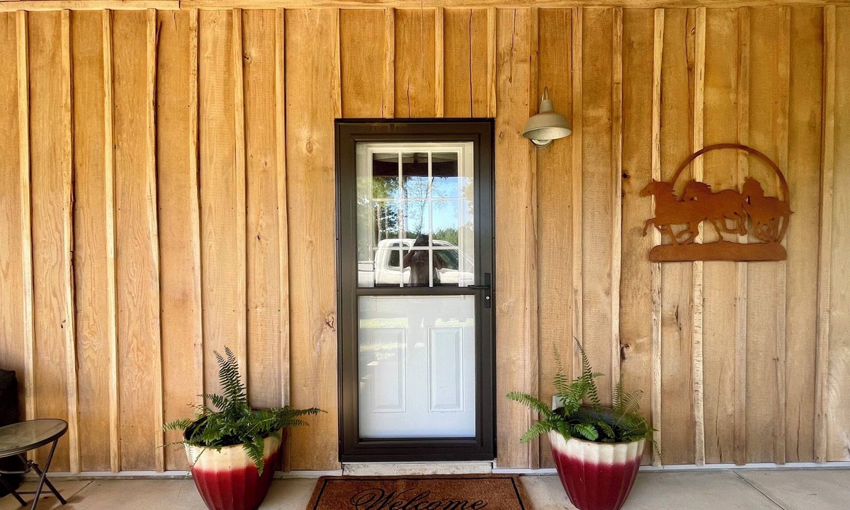 Cottondale House | One bedroom bardominium close to the Alabama stadium