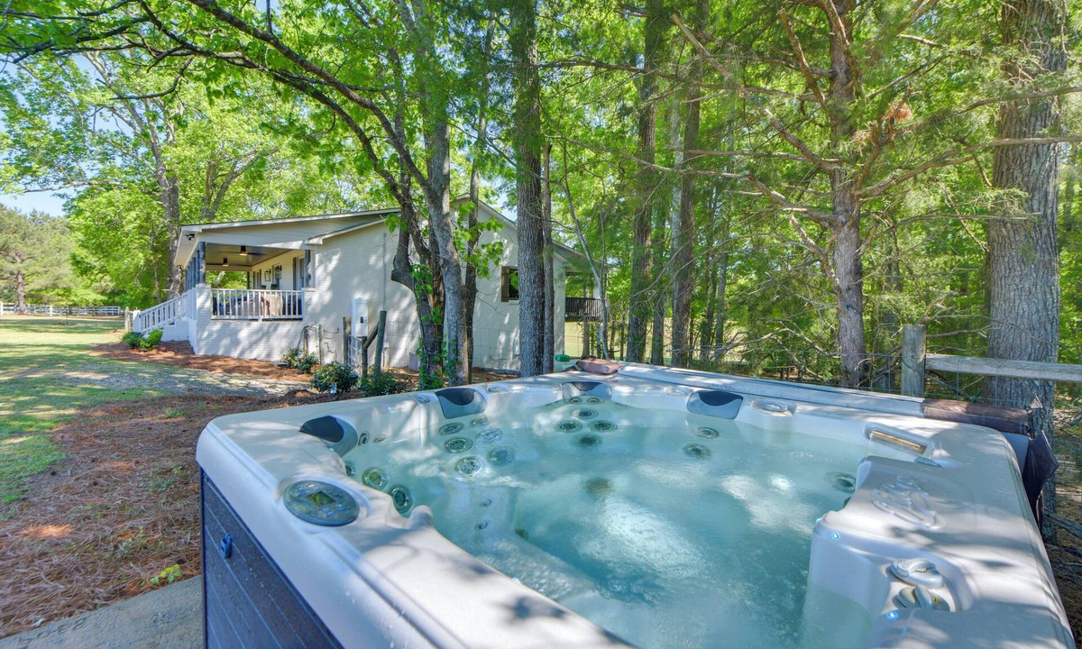 Shiloh House | Peaceful Retreat Near Callaway Gardens!