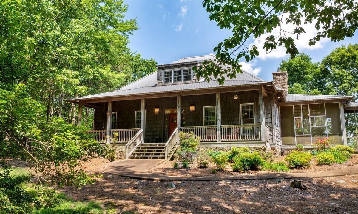 Mentone Cottage | Peaceful Secluded Cottage with Amazing Views in Mentone, Alabama
