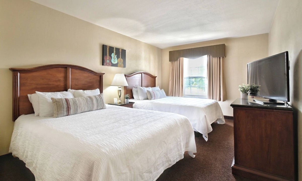Pembine Hotel | Pet Friendly Island Resort! | 3 Units w/Pool, Bar & Outdoor Activities!