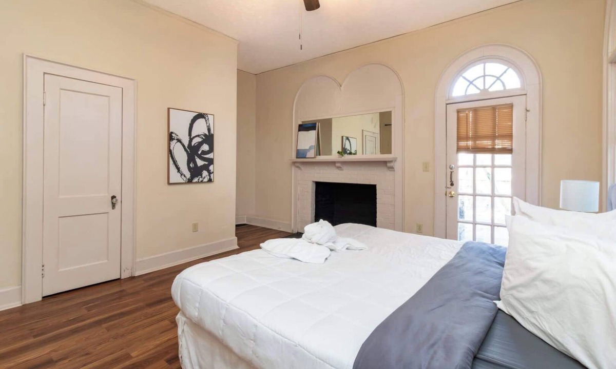 Columbus House | Pet-Friendly Midtown Retreat w/BBQ & Free Parking