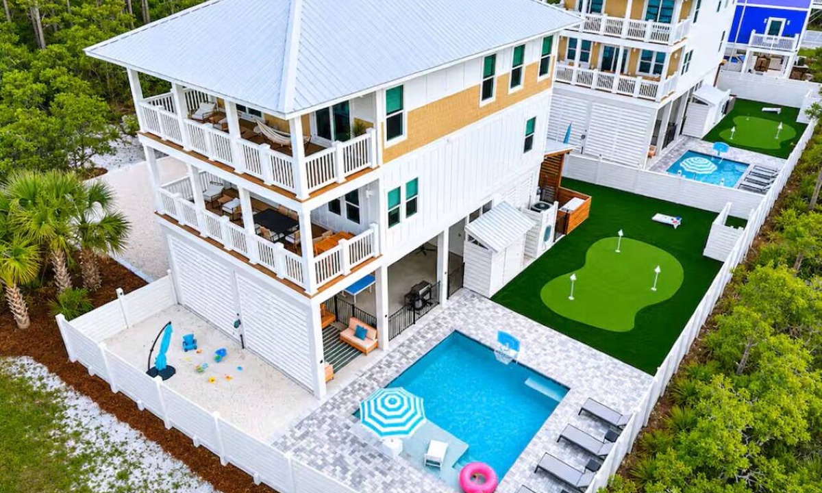 Indian Pass House | Pool, Putting Green, Boat Parking, Giant Sand Pit, Steps to Beach