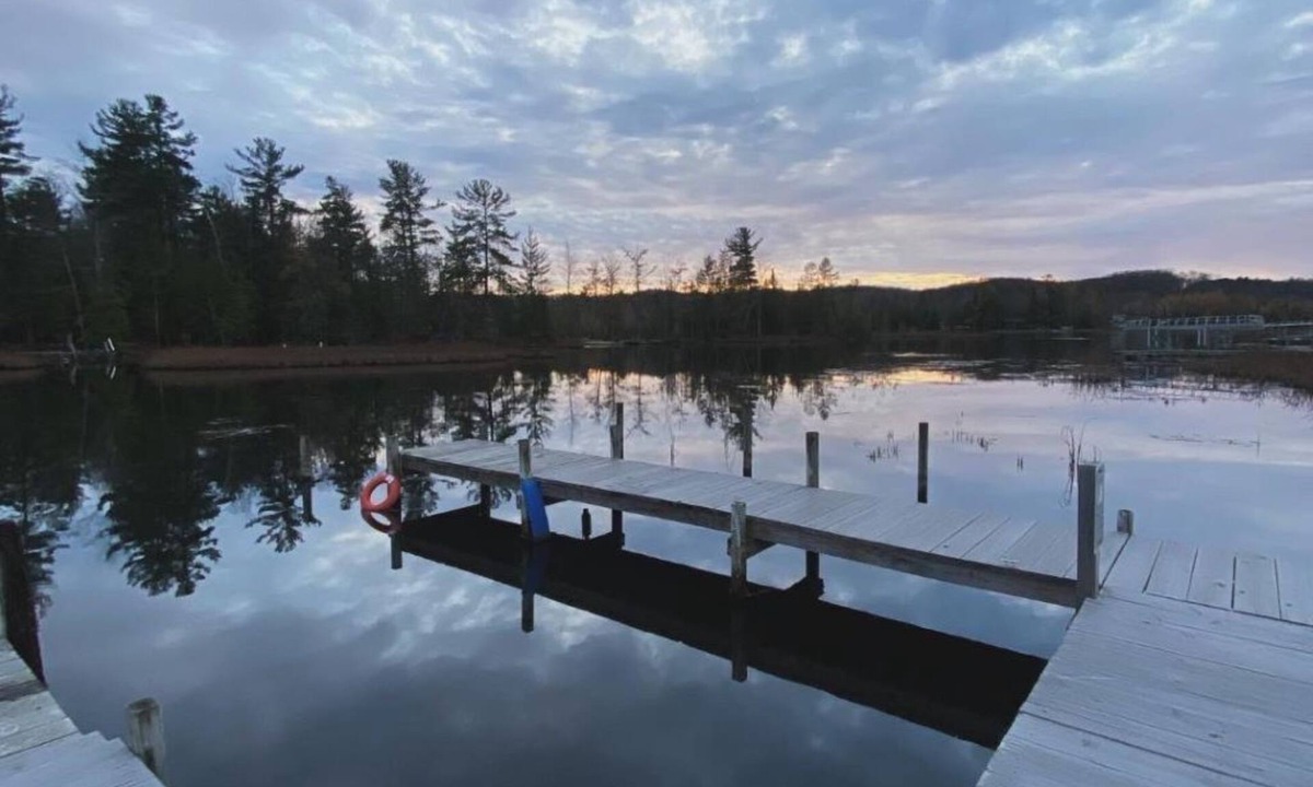 Rapid City House | Private Dock! Boat to Famous Sand Bar!
