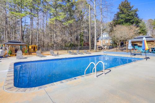 Graham House | Private Hot Tub & Sauna: Georgia Nature Retreat!