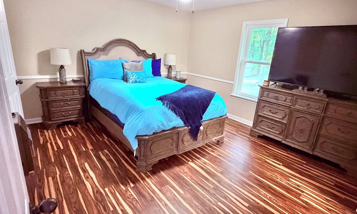 Sarah Cottage | Relaxing 1-bedroom cottage on 13 acres in charming Senatobia