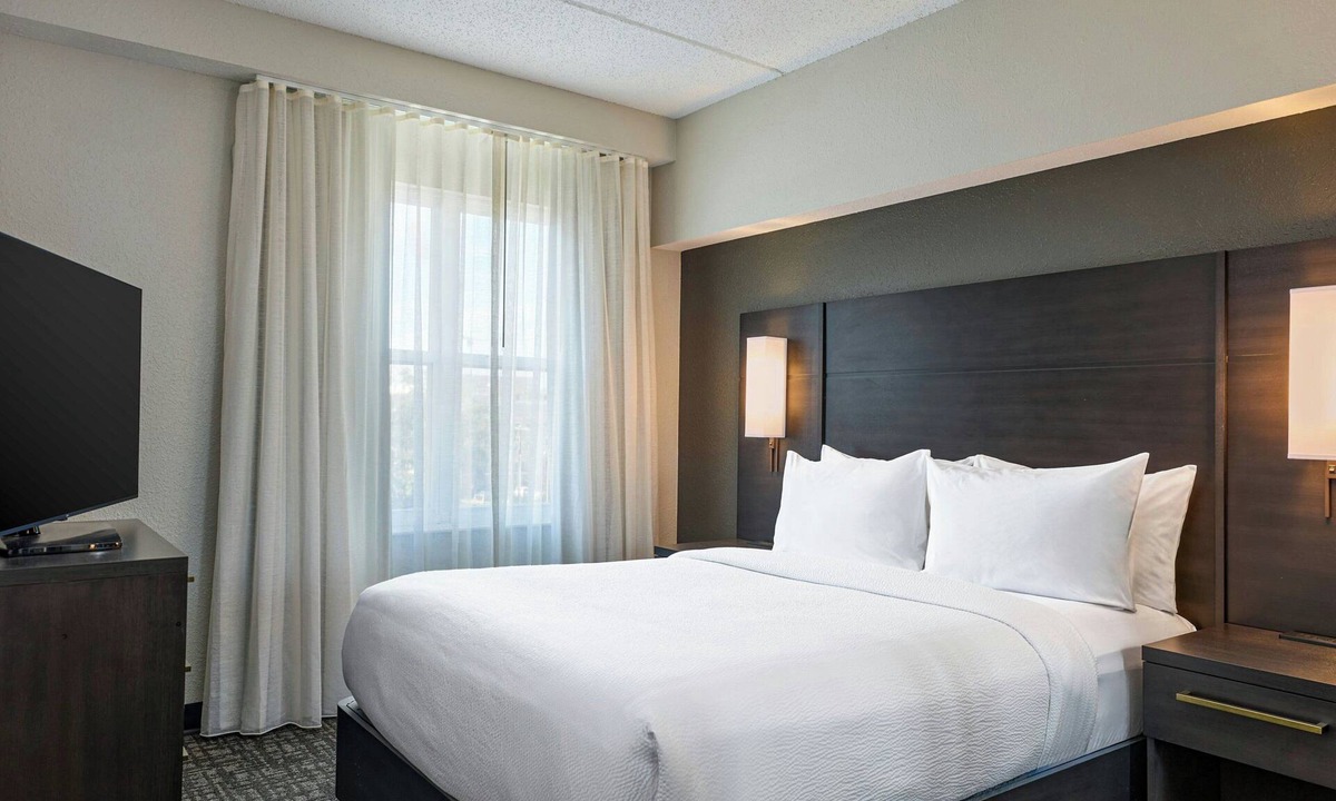 College Town Hotel | Residence Inn Tallahassee Universities at the Capitol