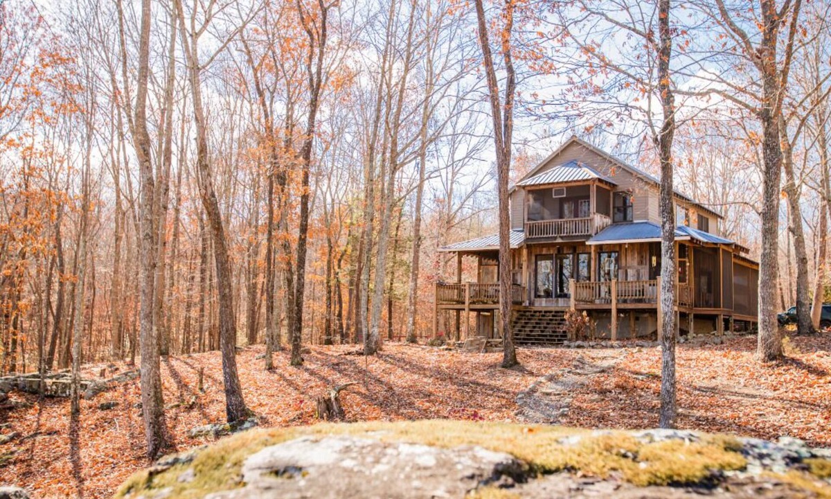 Sewanee Cabin | Rising Sun Retreat, 15 Acres on a Bluff - Sleeps 10+