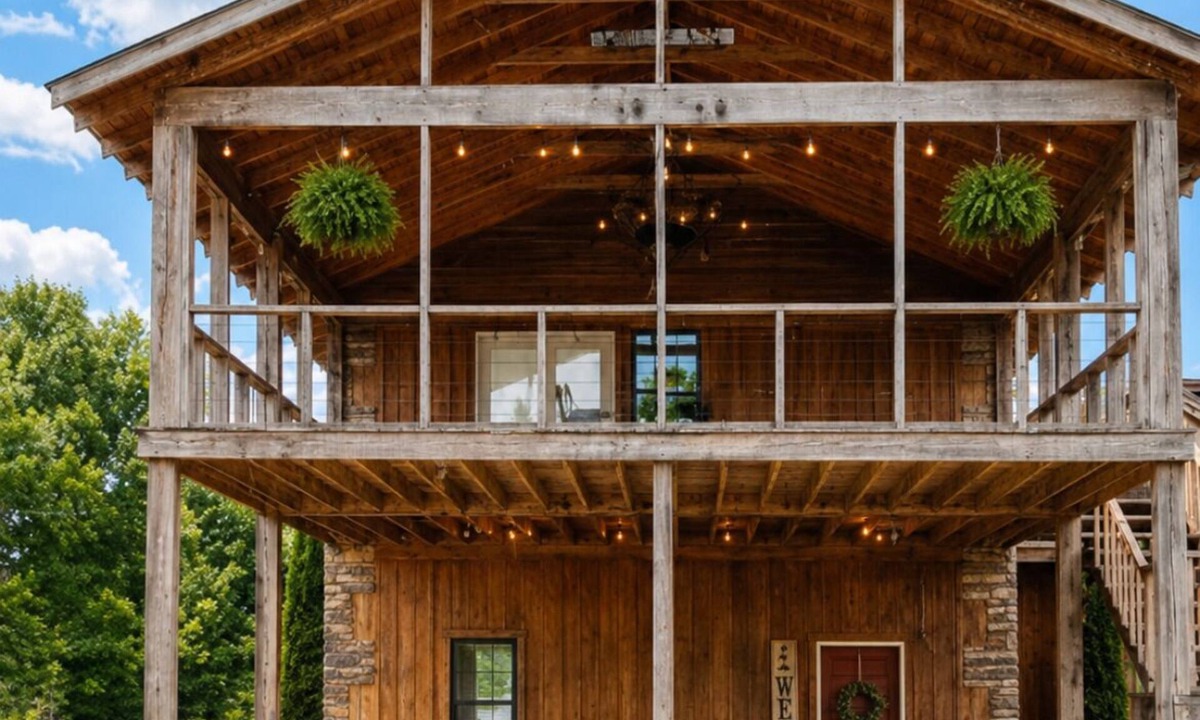 Spruce Pine Cabin | Scottarosa Lodge Sleeps up to 6 - I Spacious room and 1 bathroom- 1 deck