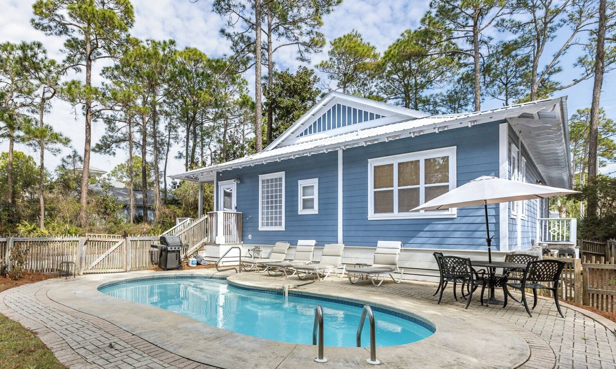 San Juan House | Seagrove Home- Pet Friendly, Private Pool, & Bikes
