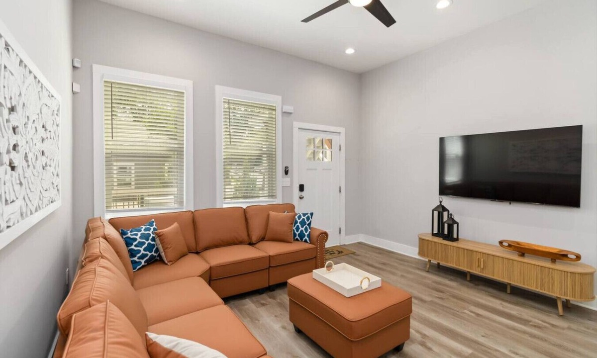 Midtown House | Spacious Midtown Home Steps from Piedmont Park
