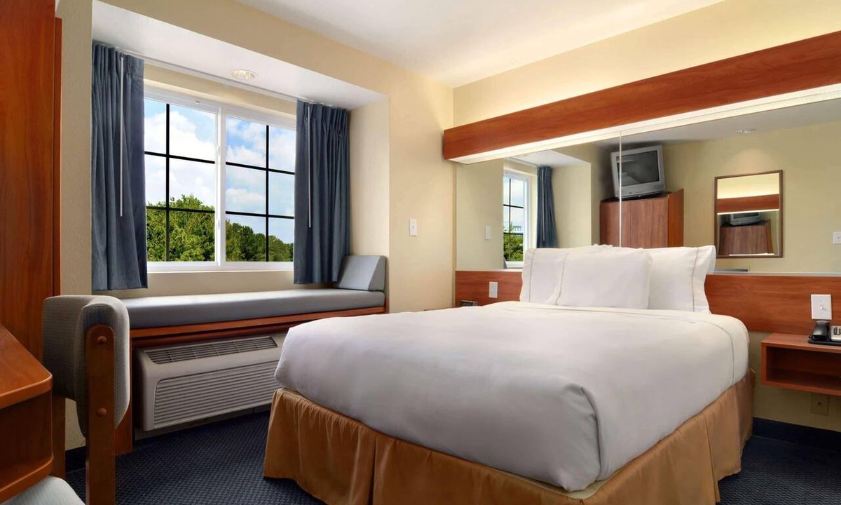 Normal Hotel | SureStay by Best Western Huntsville East