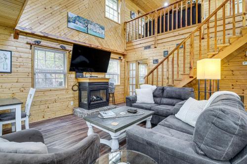 Knox County House | Tennessee Mountain Cabin ~ 18 Mi to Knoxville!