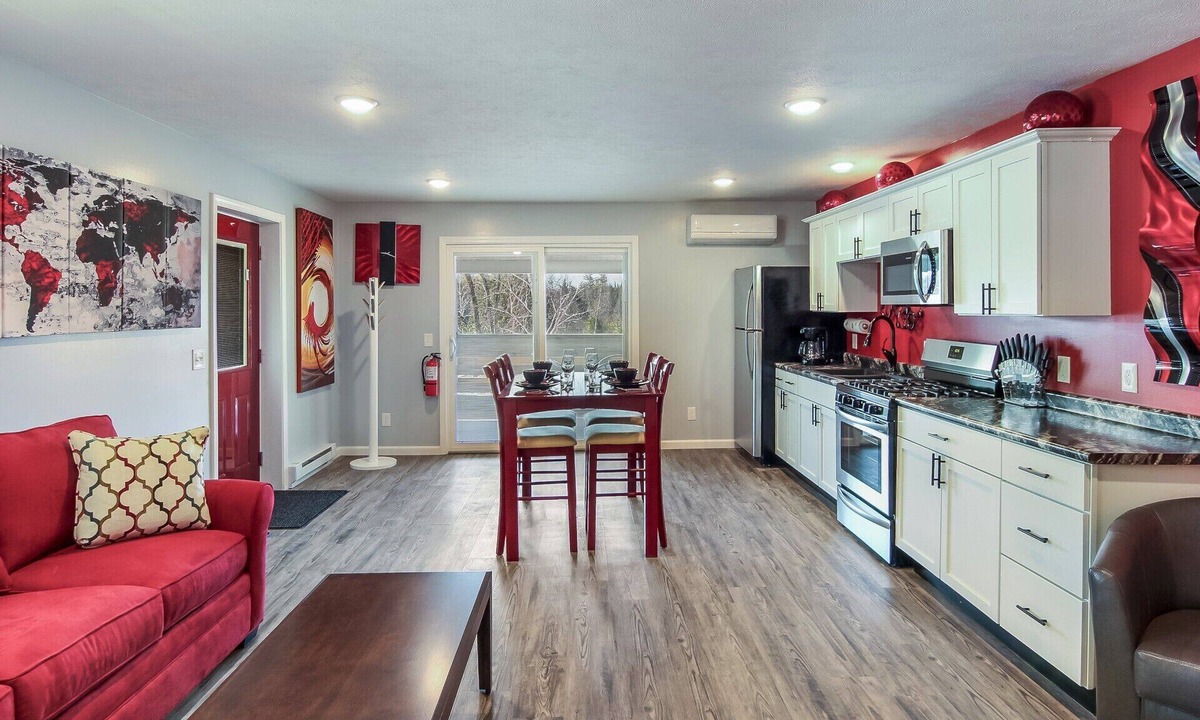 Interlochen Condo | The Lake View Outside Traverse City Sleeps 4, Sleeping Bear Dunes short drive