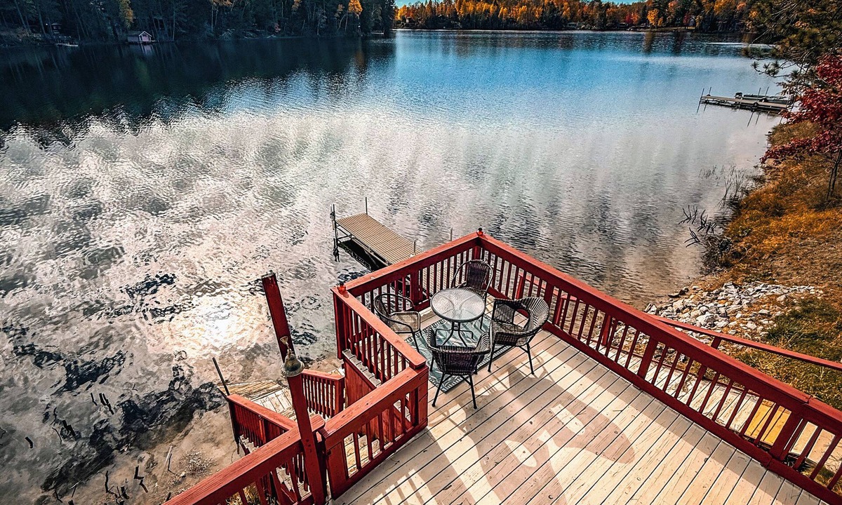 Gwinn House | The Lakehouse on Little Shag Lake
