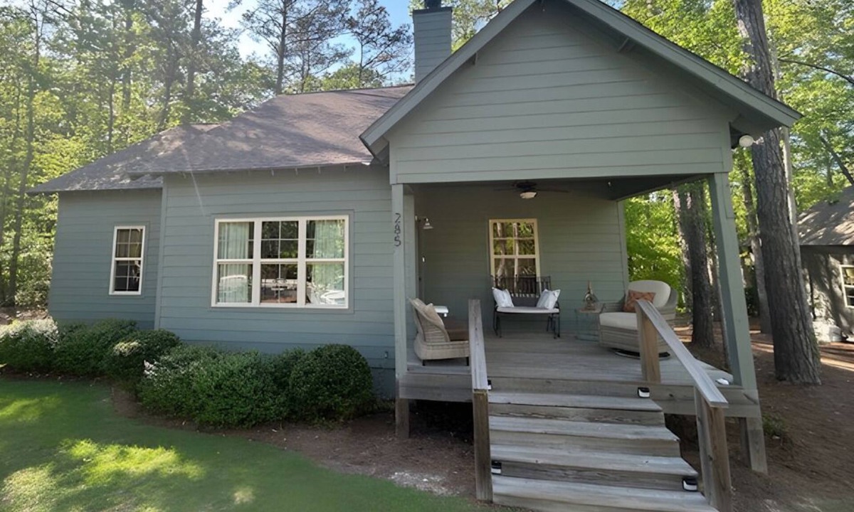 Tallassee House | The Perch at Lake Martin: 3 bedroom house/pool/fire pit/dock/boat launch