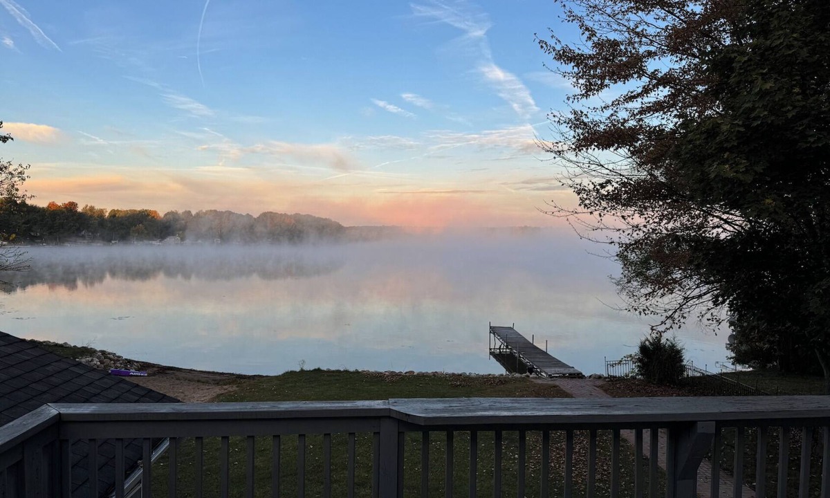 Lapeer House | The Water's Edge Lake House. A serene 4-bedroom lake front house.