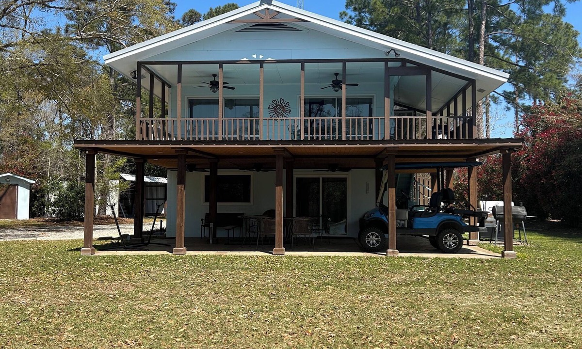 Abbeville House | THOMAS MILL CREEK, LAKE EUFAULA AL Amazing Big Flat Lot, Boat Dock!
