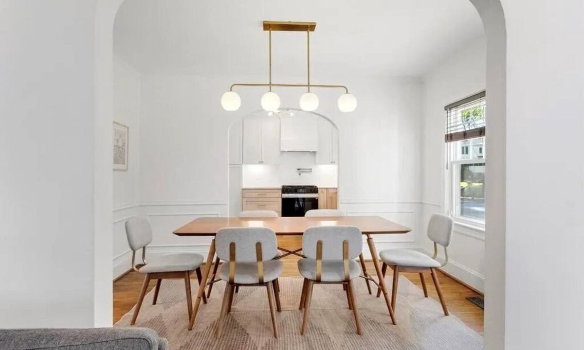 College Park House | Tranquil 5-bedroom house with AC in lovely College Park
