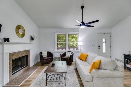 Villa Rica House | Tranquil Hideaway Home - Pet-friendly