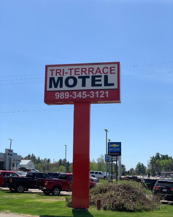 West Branch Hotel | Tri Terrace Motel